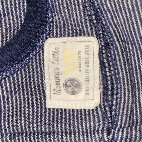 Carter's 9 month sweater - Picture 2 of 2